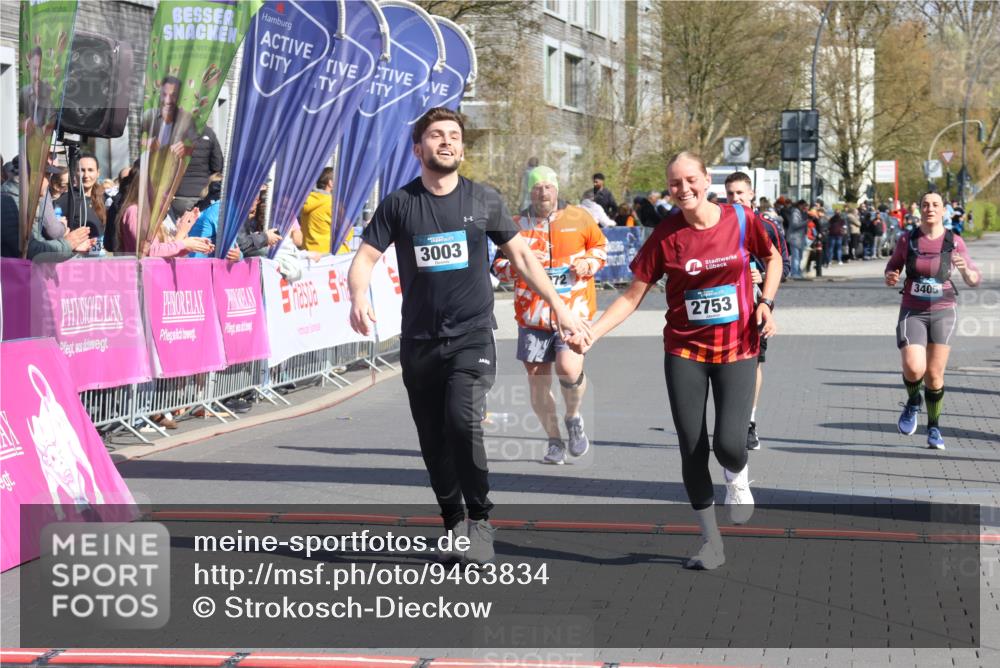 12.04.2026 - 45. Internationalen Wilhelmsburger Insellauf Strokosch-Dieckow http://msf.ph/oto/9463834 12.04.2026 11:13:05 Ziel 2739, 3003, 2753, 2272, 3718, 3405 meine-sportfotos.de