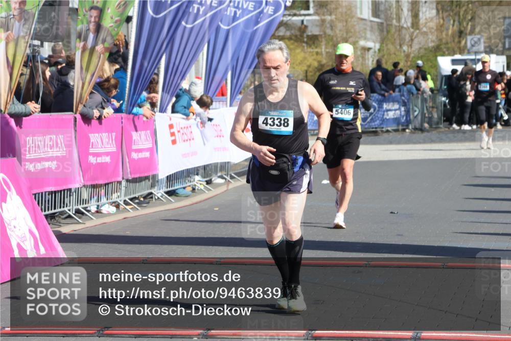12.04.2026 - 45. Internationalen Wilhelmsburger Insellauf Strokosch-Dieckow http://msf.ph/oto/9463839 12.04.2026 10:54:12 Ziel 4338, 5406 meine-sportfotos.de