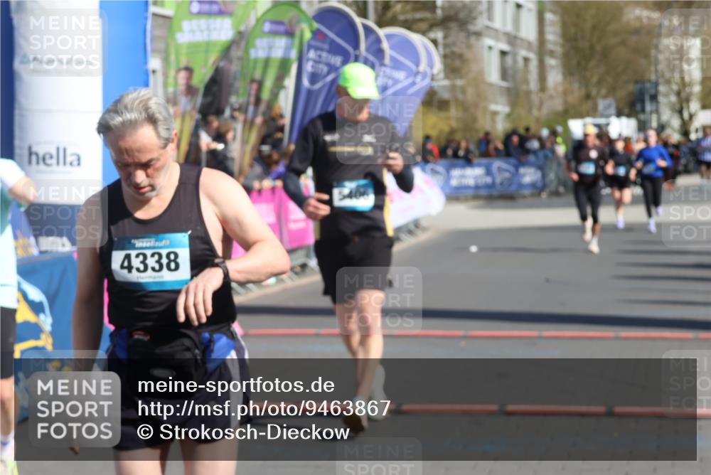 12.04.2026 - 45. Internationalen Wilhelmsburger Insellauf Strokosch-Dieckow http://msf.ph/oto/9463867 12.04.2026 10:54:15 Ziel 4338, 5406 meine-sportfotos.de