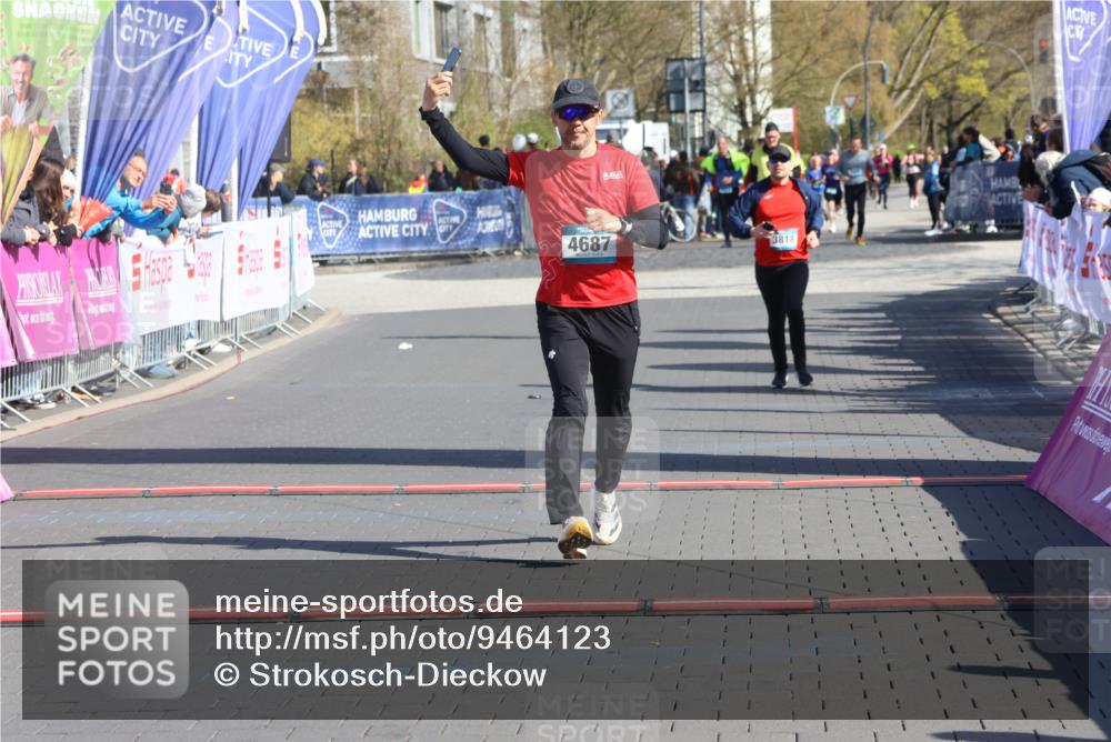 12.04.2026 - 45. Internationalen Wilhelmsburger Insellauf Strokosch-Dieckow http://msf.ph/oto/9464123 12.04.2026 10:55:06 Ziel 4687, 3818 meine-sportfotos.de