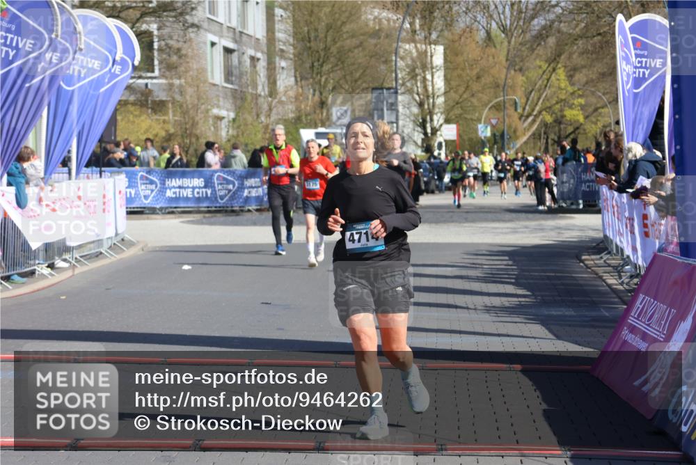 12.04.2026 - 45. Internationalen Wilhelmsburger Insellauf Strokosch-Dieckow http://msf.ph/oto/9464262 12.04.2026 10:55:59 Ziel 4714 meine-sportfotos.de