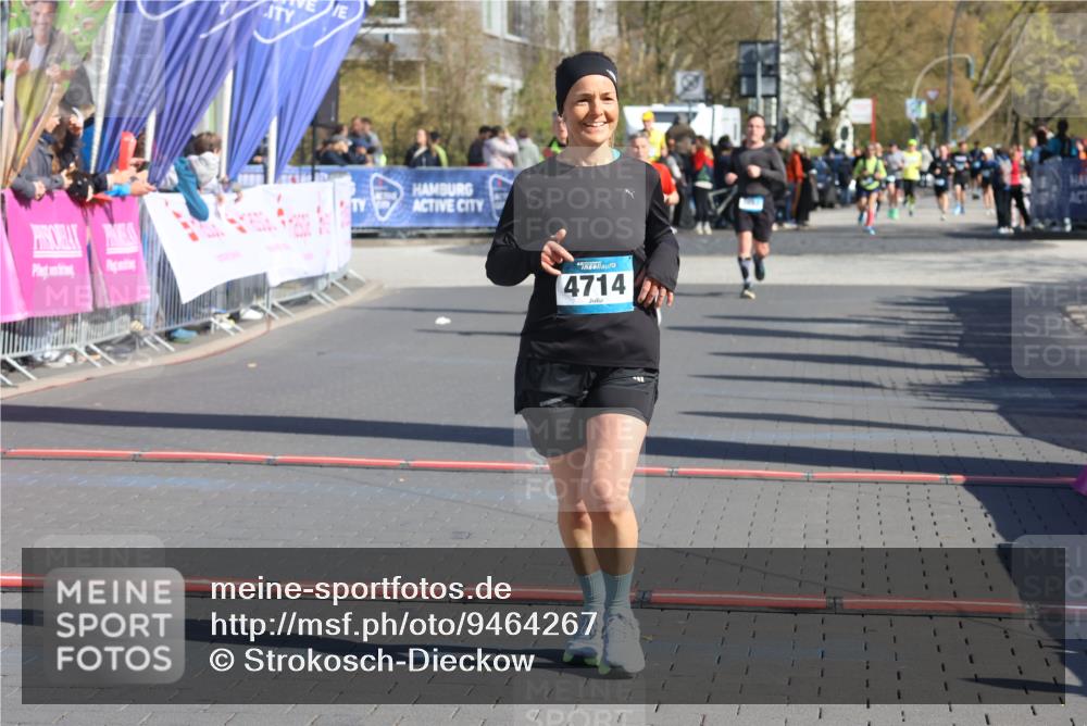 12.04.2026 - 45. Internationalen Wilhelmsburger Insellauf Strokosch-Dieckow http://msf.ph/oto/9464267 12.04.2026 10:56:00 Ziel 4714 meine-sportfotos.de