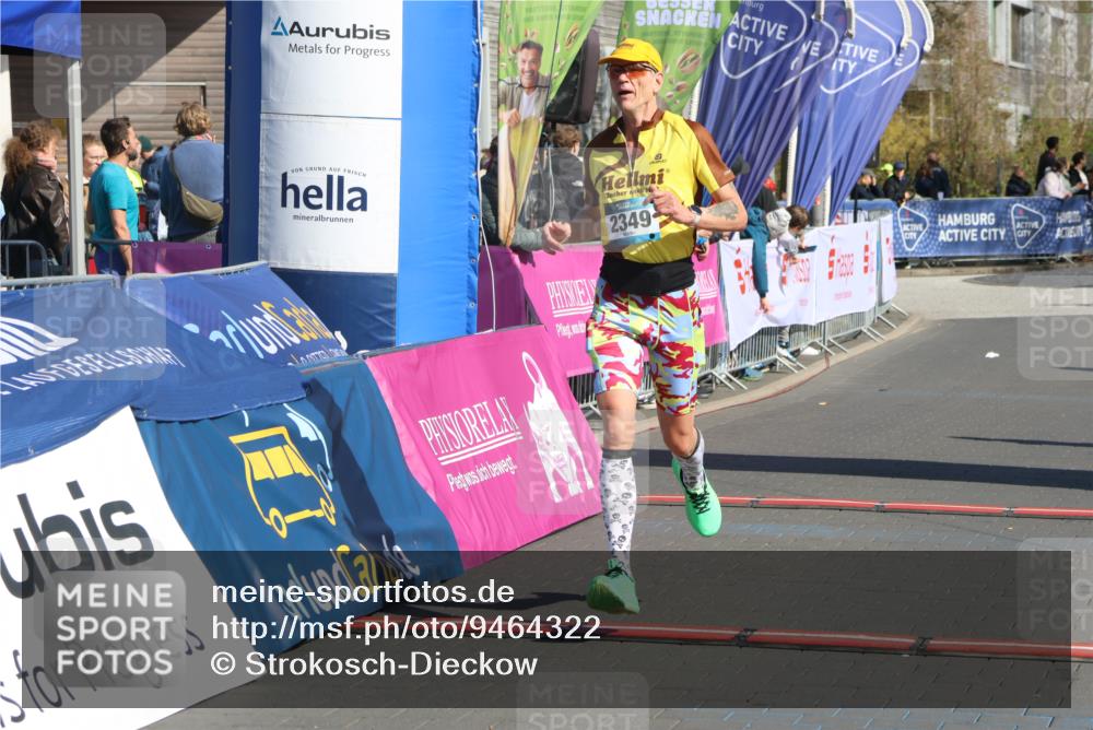12.04.2026 - 45. Internationalen Wilhelmsburger Insellauf Strokosch-Dieckow http://msf.ph/oto/9464322 12.04.2026 10:56:13 Ziel 2349, 3118, 5822 meine-sportfotos.de