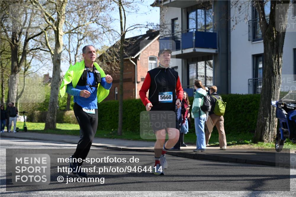 12.04.2026 - 45. Internationalen Wilhelmsburger Insellauf J. Mangold http://msf.ph/oto/9464414 12.04.2026 10:54:50 Ziel 4687, 3818, 4711, 2088, 5660, 5317, 2821, 2855, 4585, 2324, 4636, 5006, 4636, 5006, 5333, 4056, 5334, 4197, 5747, 5773, 5835, 5268, 4500 meine-sportfotos.de