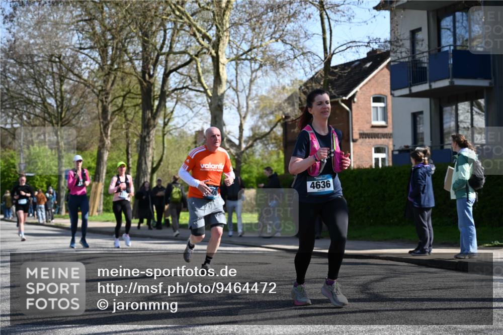 12.04.2026 - 45. Internationalen Wilhelmsburger Insellauf J. Mangold http://msf.ph/oto/9464472 12.04.2026 10:55:00 Ziel 2088, 5660, 5317, 2821, 2855, 4585, 2324, 4636, 5006, 5333, 4056, 5334, 4197, 5747, 5773, 5835, 5268, 4500, 4714 meine-sportfotos.de