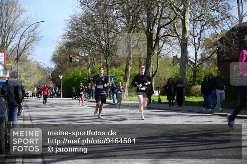 12.04.2026 - 45. Internationalen Wilhelmsburger Insellauf J. Mangold http://msf.ph/oto/9464501 12.04.2026 10:55:04 Ziel 5660, 5317, 2821, 2855, 4585, 2324, 4636, 5006, 5333, 4056, 5334, 4197, 5747, 5773, 5835, 5268, 4500, 4714, 3175, 4298, 5557 meine-sportfotos.de