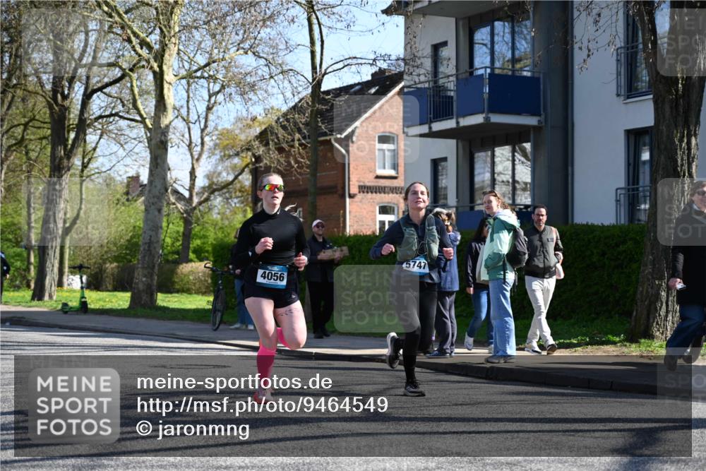 12.04.2026 - 45. Internationalen Wilhelmsburger Insellauf J. Mangold http://msf.ph/oto/9464549 12.04.2026 10:55:10 Ziel 2855, 4585, 2324, 4636, 5006, 5333, 4056, 5334, 4197, 5747, 5773, 5835, 5268, 4500, 4714, 3175, 4298, 5557, 2349 meine-sportfotos.de