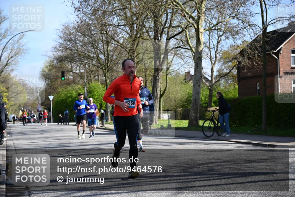 12.04.2026 - 45. Internationalen Wilhelmsburger Insellauf J. Mangold http://msf.ph/oto/9464578 12.04.2026 10:55:15 Ziel 4636, 5006, 5333, 4056, 5334, 4197, 5747, 5773, 5835, 5268, 4500, 4714, 3175, 4298, 5557, 5557, 2349, 3118, 5822 meine-sportfotos.de