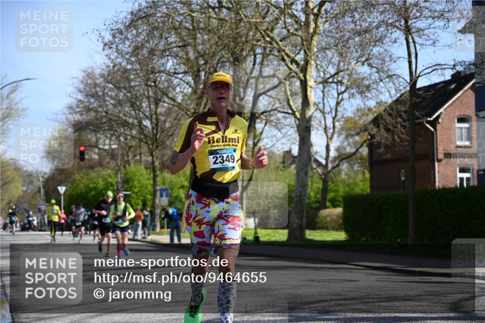 12.04.2026 - 45. Internationalen Wilhelmsburger Insellauf J. Mangold http://msf.ph/oto/9464655 12.04.2026 10:55:42 Ziel 4714, 3175, 4298, 5557, 2349, 3118, 5822, 3488, 2797, 2796, 2797, 2796, 2921, 2808, 3916, 4494, 5047, 4070, 5771, 4549, 4717, 2055 meine-sportfotos.de