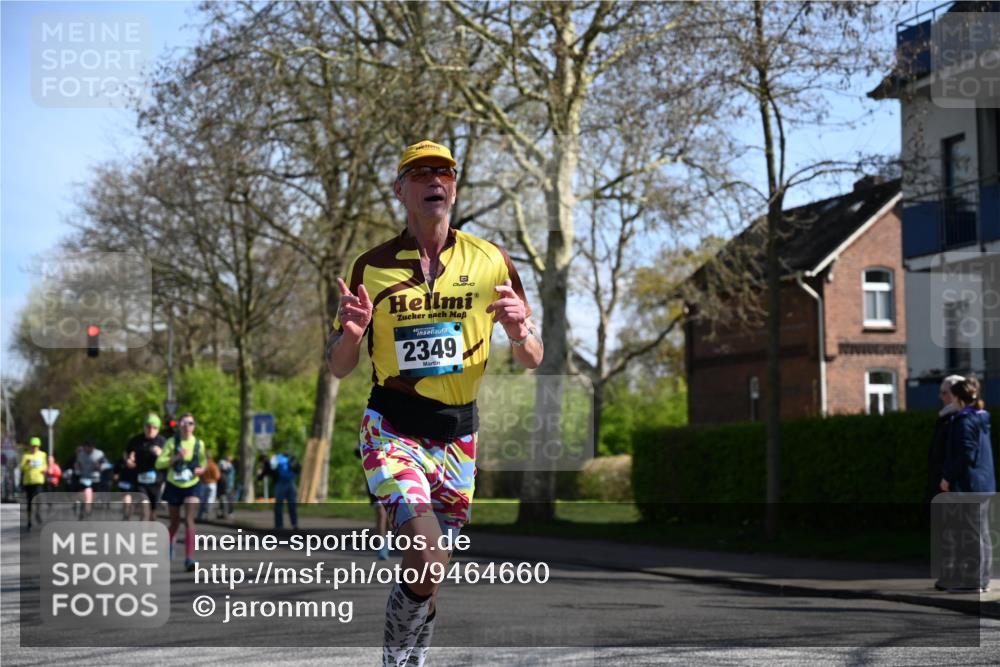 12.04.2026 - 45. Internationalen Wilhelmsburger Insellauf J. Mangold http://msf.ph/oto/9464660 12.04.2026 10:55:43 Ziel 4714, 3175, 4298, 5557, 2349, 3118, 5822, 3488, 2797, 2796, 2921, 2808, 3916, 4494, 5047, 4070, 5771, 4549, 4717, 2055 meine-sportfotos.de