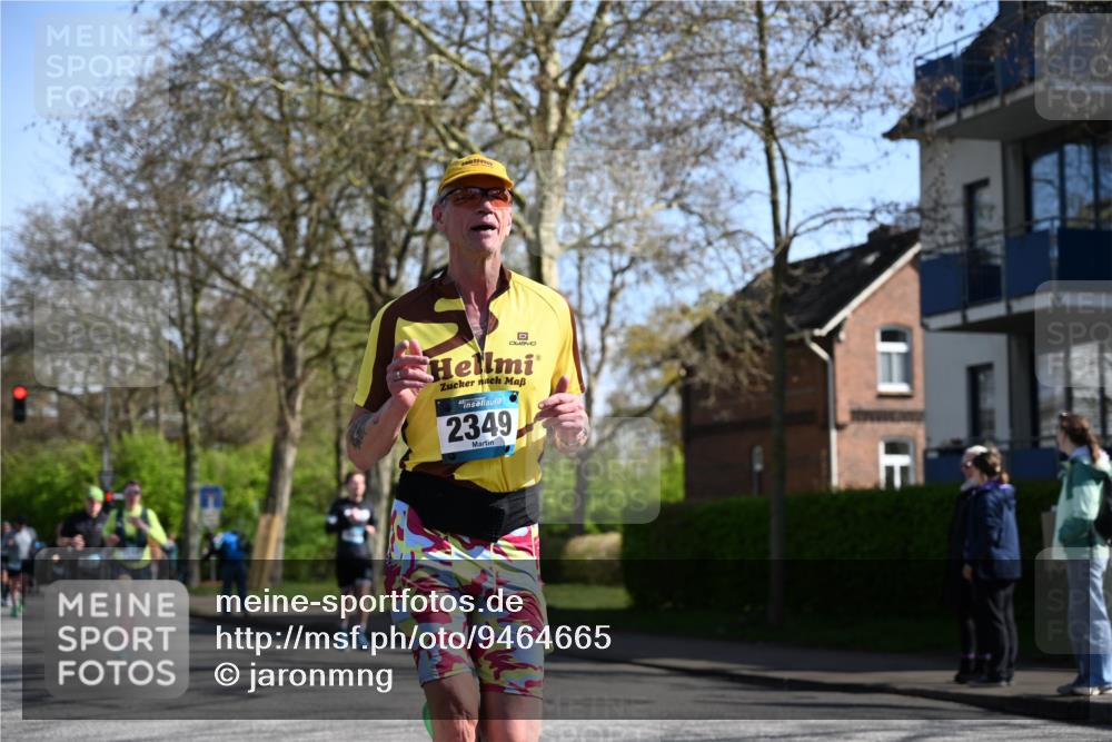 12.04.2026 - 45. Internationalen Wilhelmsburger Insellauf J. Mangold http://msf.ph/oto/9464665 12.04.2026 10:55:43 Ziel 4714, 3175, 4298, 5557, 2349, 3118, 5822, 3488, 2797, 2796, 2921, 2808, 3916, 4494, 5047, 4070, 5771, 4549, 4717, 2055 meine-sportfotos.de
