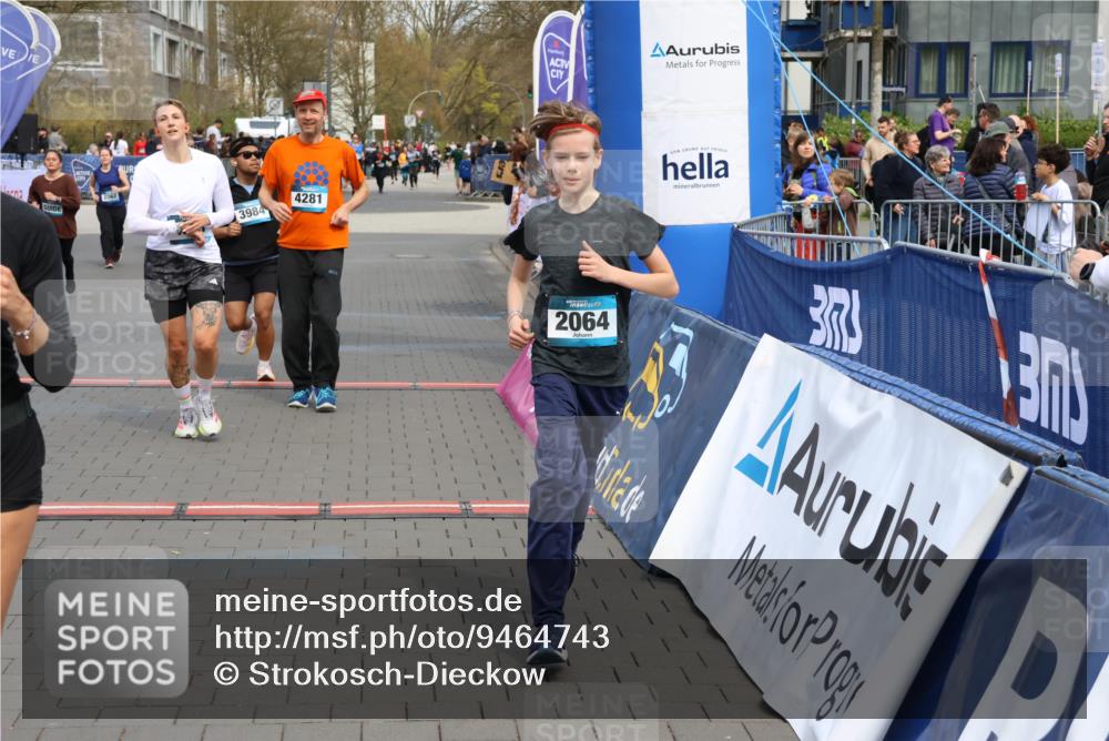 12.04.2026 - 45. Internationalen Wilhelmsburger Insellauf Strokosch-Dieckow http://msf.ph/oto/9464743 12.04.2026 13:13:57 Ziel 2080, 5819, 2064, 4923, 4281, 3984, 3810 meine-sportfotos.de