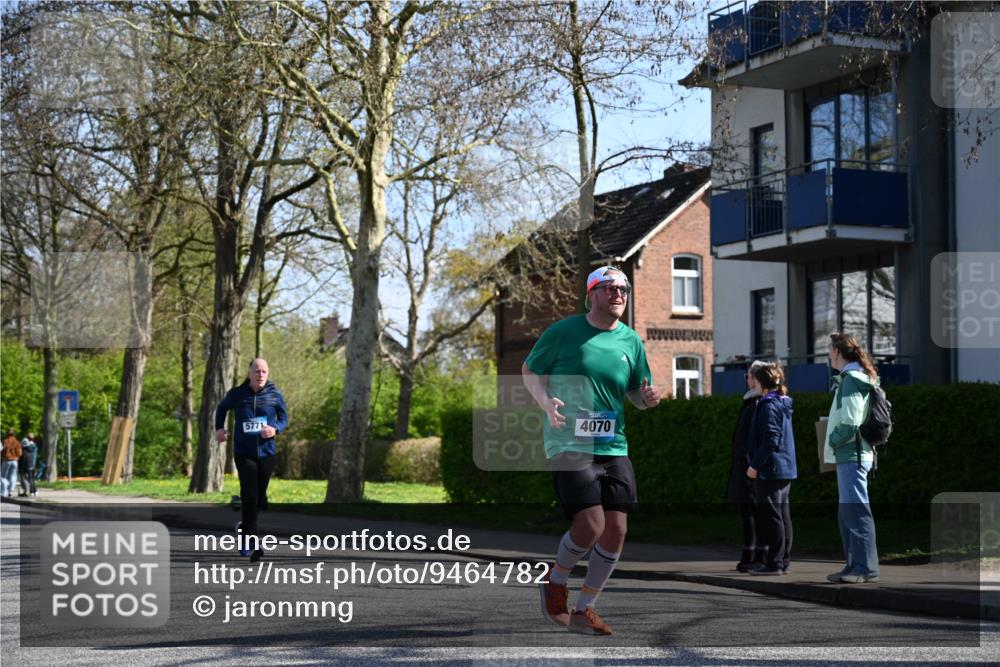 12.04.2026 - 45. Internationalen Wilhelmsburger Insellauf J. Mangold http://msf.ph/oto/9464782 12.04.2026 10:56:05 Ziel 3488, 2797, 2796, 2921, 2808, 3916, 4494, 5047, 4070, 5771, 4549, 4717, 2055, 2055, 5512, 2220, 4158, 2133, 2754, 4155, 2795, 3917, 5319, 5352, 2915, 3224, 4654 meine-sportfotos.de
