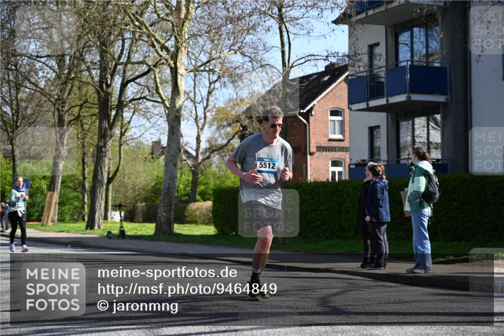 12.04.2026 - 45. Internationalen Wilhelmsburger Insellauf J. Mangold http://msf.ph/oto/9464849 12.04.2026 10:56:17 Ziel 4494, 5047, 4070, 5771, 4549, 4717, 2055, 5512, 2220, 4158, 2133, 2754, 4155, 2795, 3917, 5319, 5352, 2915, 3224, 4654, 3059, 3187, 4448, 2912, 2913 meine-sportfotos.de