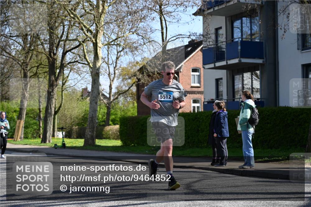 12.04.2026 - 45. Internationalen Wilhelmsburger Insellauf J. Mangold http://msf.ph/oto/9464852 12.04.2026 10:56:17 Ziel 4494, 5047, 4070, 5771, 4549, 4717, 2055, 5512, 2220, 4158, 2133, 2754, 4155, 2795, 3917, 5319, 5352, 2915, 3224, 4654, 3059, 3187, 4448, 2912, 2913 meine-sportfotos.de