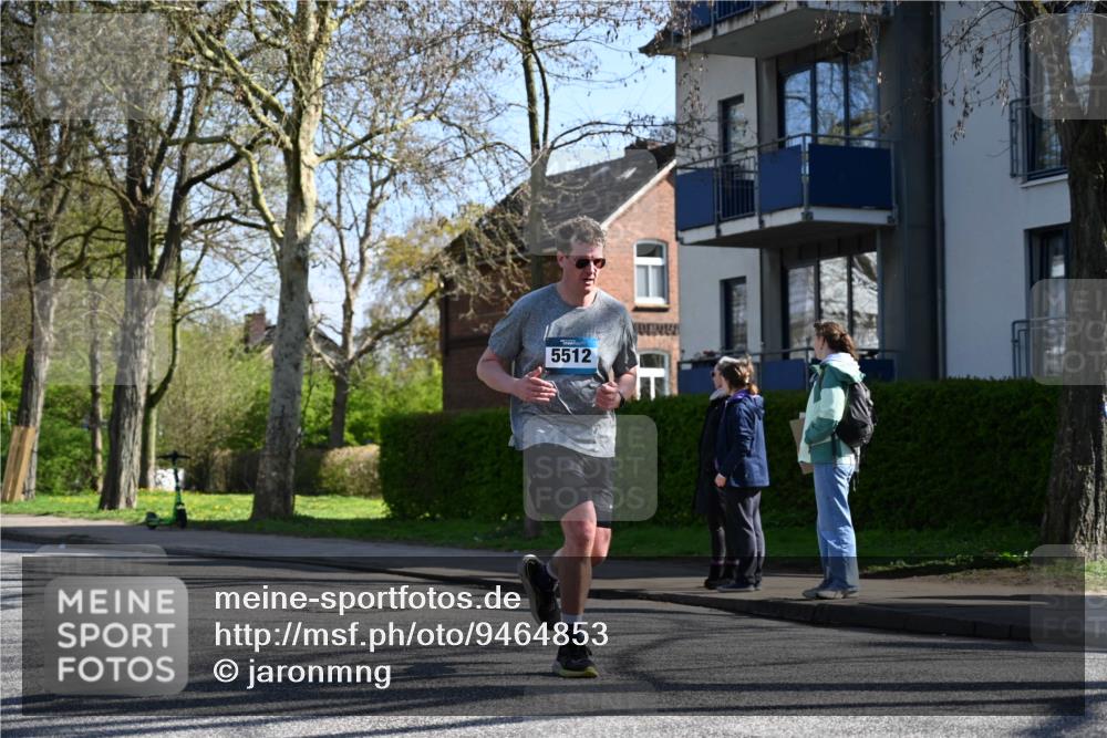 12.04.2026 - 45. Internationalen Wilhelmsburger Insellauf J. Mangold http://msf.ph/oto/9464853 12.04.2026 10:56:17 Ziel 4494, 5047, 4070, 5771, 4549, 4717, 2055, 5512, 2220, 4158, 2133, 2754, 4155, 2795, 3917, 5319, 5352, 2915, 3224, 4654, 3059, 3187, 4448, 2912, 2913 meine-sportfotos.de