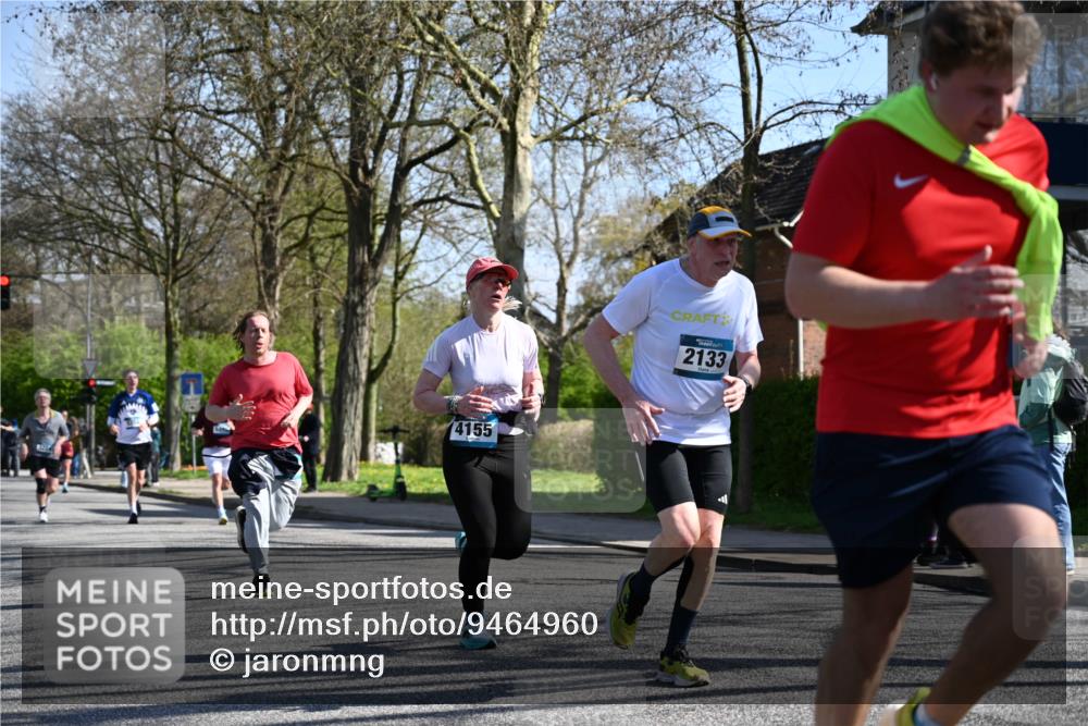 12.04.2026 - 45. Internationalen Wilhelmsburger Insellauf J. Mangold http://msf.ph/oto/9464960 12.04.2026 10:56:29 Ziel 2055, 5512, 2220, 4158, 2133, 2754, 4155, 2795, 3917, 5319, 5352, 2915, 3224, 4654, 3059, 3187, 4448, 2912, 2913, 4927, 2791, 2067, 4321, 2744, 5508, 4388, 2579, 2458, 5845, 5844 meine-sportfotos.de