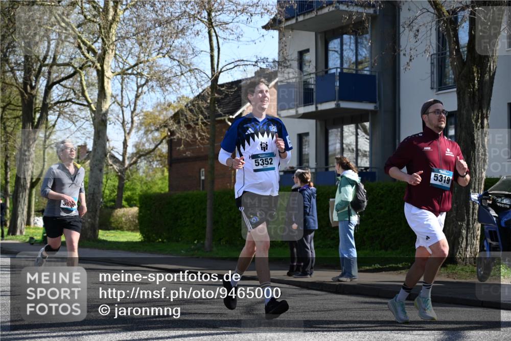 12.04.2026 - 45. Internationalen Wilhelmsburger Insellauf J. Mangold http://msf.ph/oto/9465000 12.04.2026 10:56:34 Ziel 4158, 2133, 2754, 4155, 2795, 3917, 5319, 5352, 2915, 3224, 4654, 3059, 3187, 4448, 2912, 2913, 4927, 2791, 2067, 4321, 2744, 5508, 4388, 2579, 2458, 5845, 5844 meine-sportfotos.de