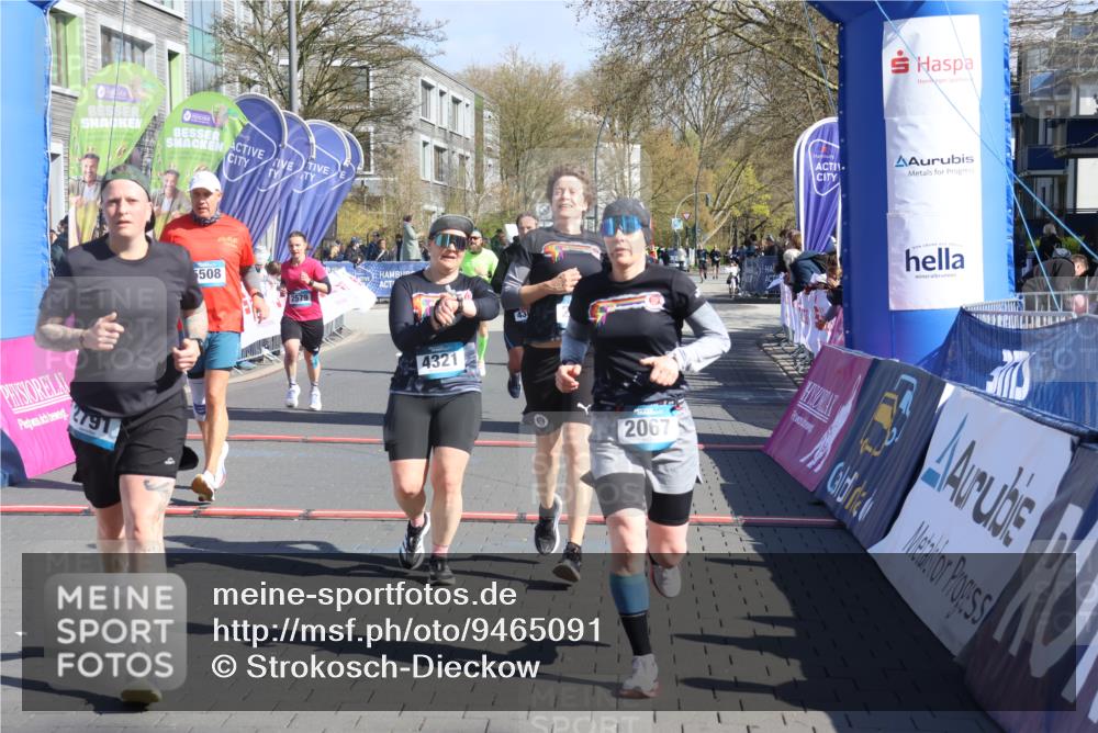 12.04.2026 - 45. Internationalen Wilhelmsburger Insellauf Strokosch-Dieckow http://msf.ph/oto/9465091 12.04.2026 10:57:25 Ziel 4927, 2791, 2067, 4321, 2744, 5508, 4388, 2579 meine-sportfotos.de