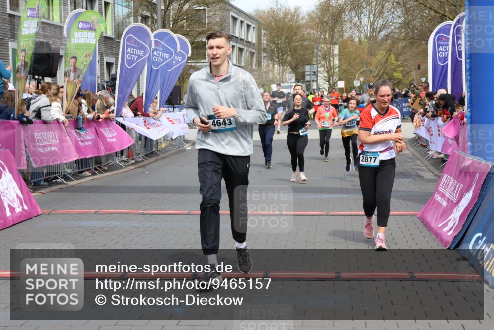 12.04.2026 - 45. Internationalen Wilhelmsburger Insellauf Strokosch-Dieckow http://msf.ph/oto/9465157 12.04.2026 13:13:30 Ziel 3519, 4970, 3686, 4643, 2877, 5265, 5266, 4648, 2026, 5457 meine-sportfotos.de