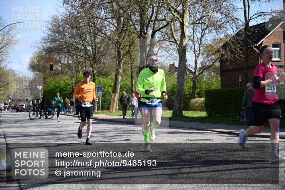12.04.2026 - 45. Internationalen Wilhelmsburger Insellauf J. Mangold http://msf.ph/oto/9465193 12.04.2026 10:56:59 Ziel 2912, 2913, 4927, 2791, 2067, 4321, 2744, 5508, 4388, 2579, 2458, 5845, 5844, 5701, 4368, 2441, 5243 meine-sportfotos.de