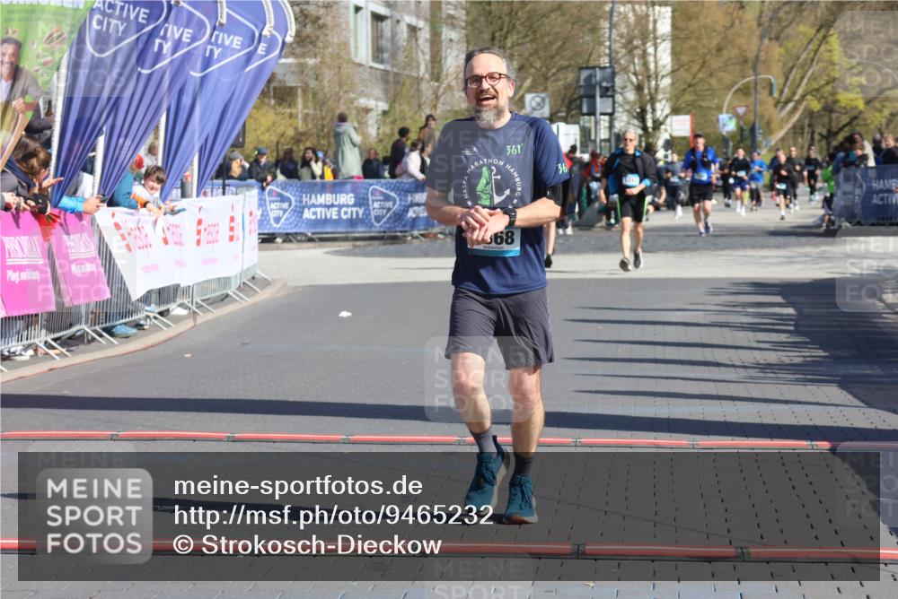 12.04.2026 - 45. Internationalen Wilhelmsburger Insellauf Strokosch-Dieckow http://msf.ph/oto/9465232 12.04.2026 10:57:52 Ziel 4368 meine-sportfotos.de