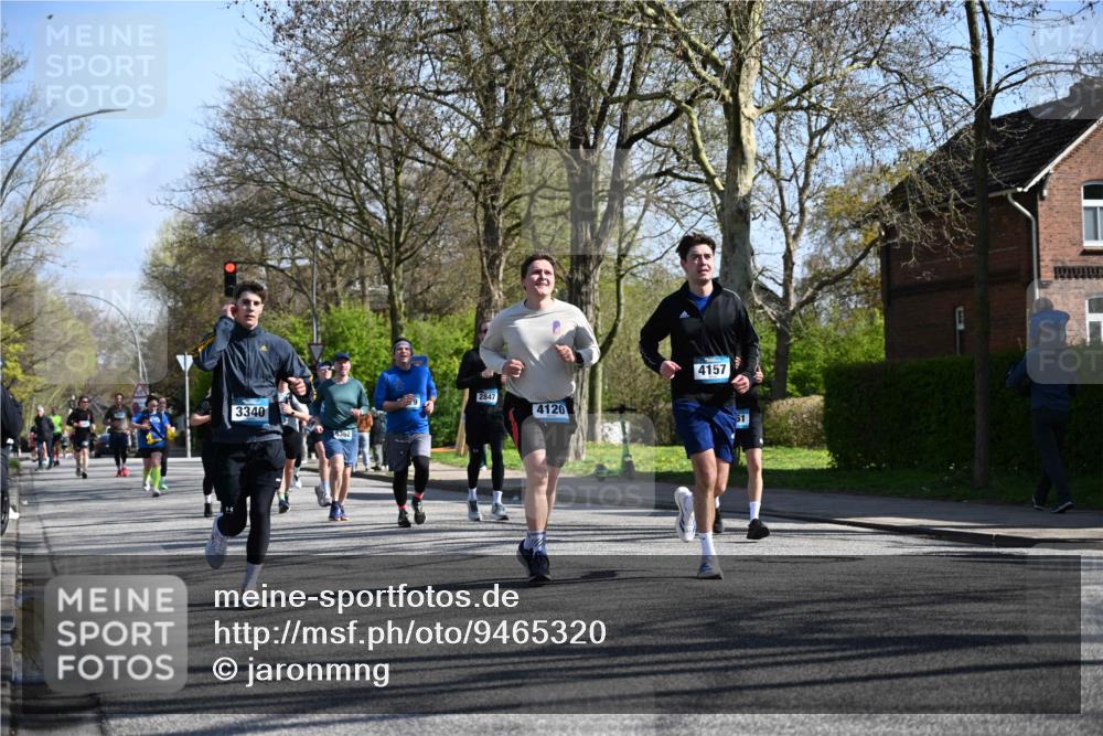 12.04.2026 - 45. Internationalen Wilhelmsburger Insellauf J. Mangold http://msf.ph/oto/9465320 12.04.2026 10:57:44 Ziel 2441, 5243, 3798, 2861, 3340, 2847, 4339, 3179, 3753, 4947, 3754, 5362, 4157, 2164, 4120, 2283, 2228, 4396, 3997, 2818, 3257, 2499, 2194, 2900, 3260, 3568, 4352, 4215, 4394, 3665 meine-sportfotos.de