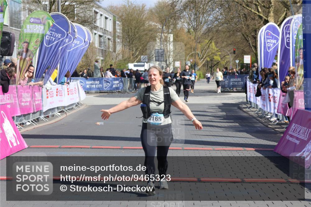 12.04.2026 - 45. Internationalen Wilhelmsburger Insellauf Strokosch-Dieckow http://msf.ph/oto/9465323 12.04.2026 11:15:26 Ziel 2165 meine-sportfotos.de