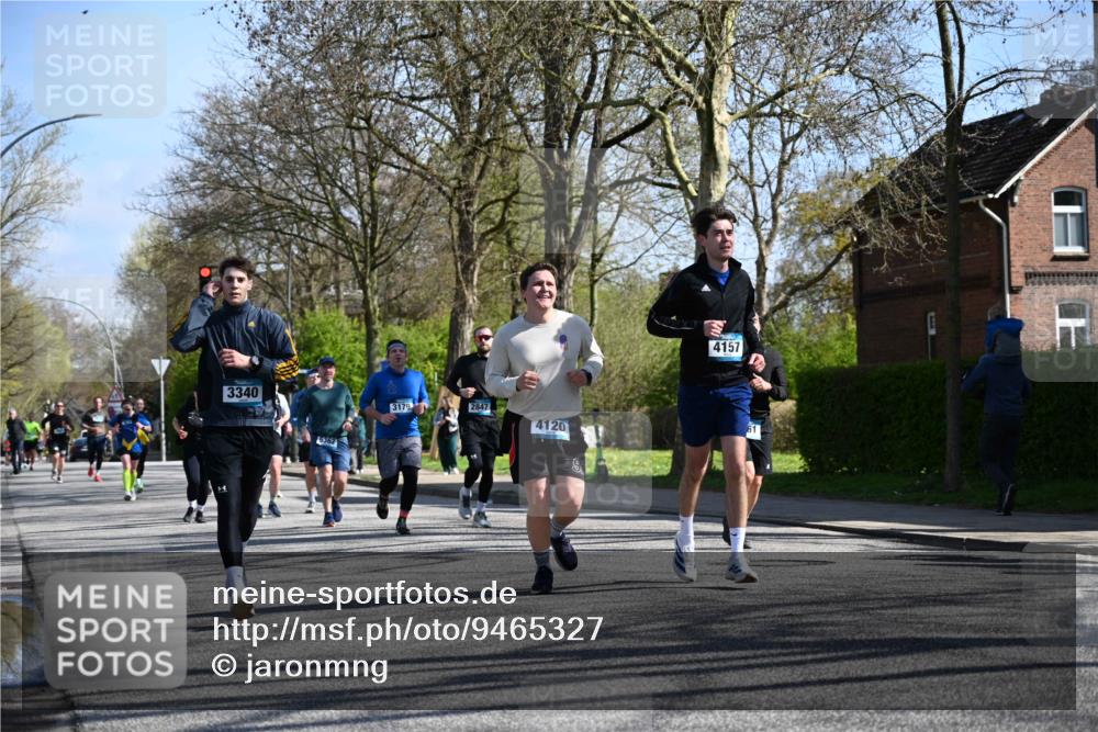12.04.2026 - 45. Internationalen Wilhelmsburger Insellauf J. Mangold http://msf.ph/oto/9465327 12.04.2026 10:57:44 Ziel 2441, 5243, 3798, 2861, 3340, 2847, 4339, 3179, 3753, 4947, 3754, 5362, 4157, 2164, 4120, 2283, 2228, 4396, 3997, 2818, 3257, 2499, 2194, 2900, 3260, 3568, 4352, 4215, 4394, 3665 meine-sportfotos.de