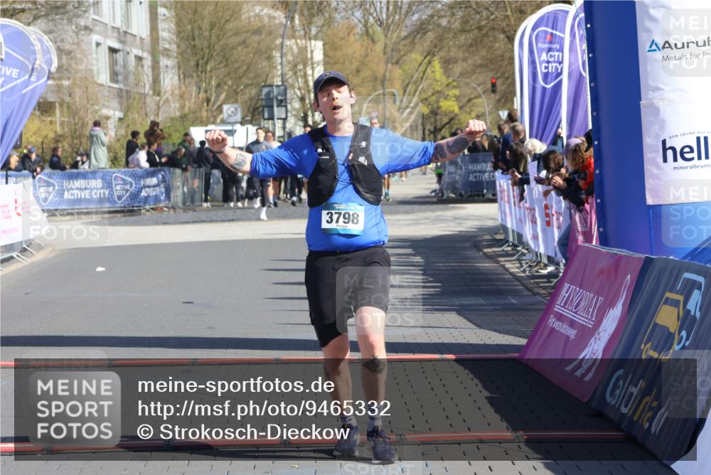 12.04.2026 - 45. Internationalen Wilhelmsburger Insellauf Strokosch-Dieckow http://msf.ph/oto/9465332 12.04.2026 10:58:06 Ziel 3798 meine-sportfotos.de