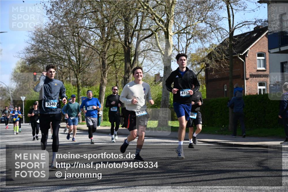 12.04.2026 - 45. Internationalen Wilhelmsburger Insellauf J. Mangold http://msf.ph/oto/9465334 12.04.2026 10:57:44 Ziel 2441, 5243, 3798, 2861, 3340, 2847, 4339, 3179, 3753, 4947, 3754, 5362, 4157, 2164, 4120, 2283, 2228, 4396, 3997, 2818, 3257, 2499, 2194, 2900, 3260, 3568, 4352, 4215, 4394, 3665 meine-sportfotos.de