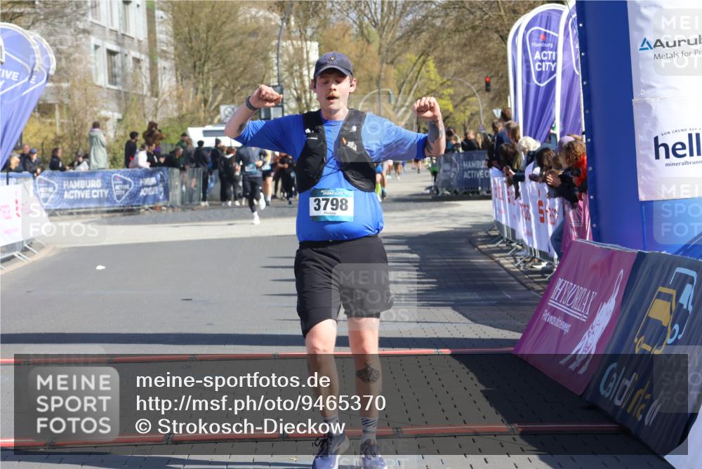 12.04.2026 - 45. Internationalen Wilhelmsburger Insellauf Strokosch-Dieckow http://msf.ph/oto/9465370 12.04.2026 10:58:06 Ziel 3798 meine-sportfotos.de