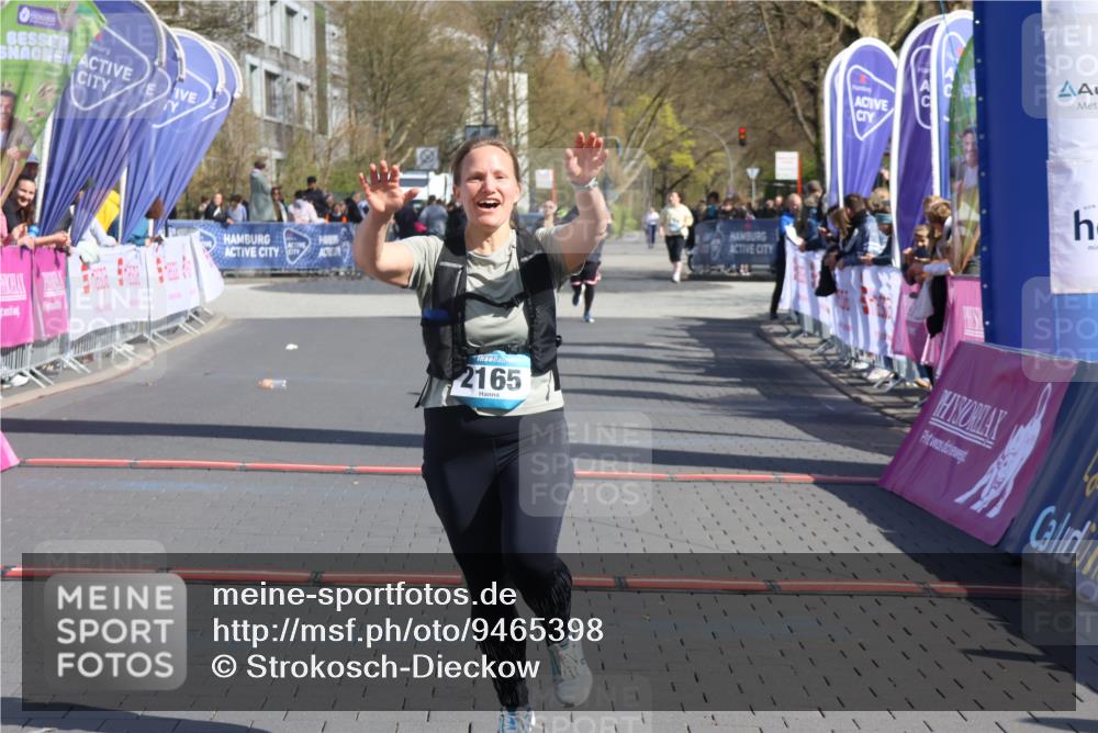 12.04.2026 - 45. Internationalen Wilhelmsburger Insellauf Strokosch-Dieckow http://msf.ph/oto/9465398 12.04.2026 11:15:26 Ziel 2165 meine-sportfotos.de