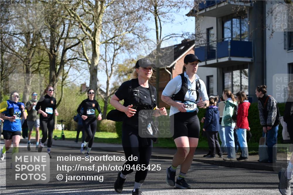 12.04.2026 - 45. Internationalen Wilhelmsburger Insellauf J. Mangold http://msf.ph/oto/9465425 12.04.2026 10:57:51 Ziel 2861, 3340, 2847, 4339, 3179, 3753, 4947, 3754, 5362, 4157, 2164, 4120, 2283, 2228, 4396, 3997, 2818, 3257, 2499, 2194, 2900, 3260, 3568, 3568, 4352, 4215, 4394, 3665, 3968 meine-sportfotos.de