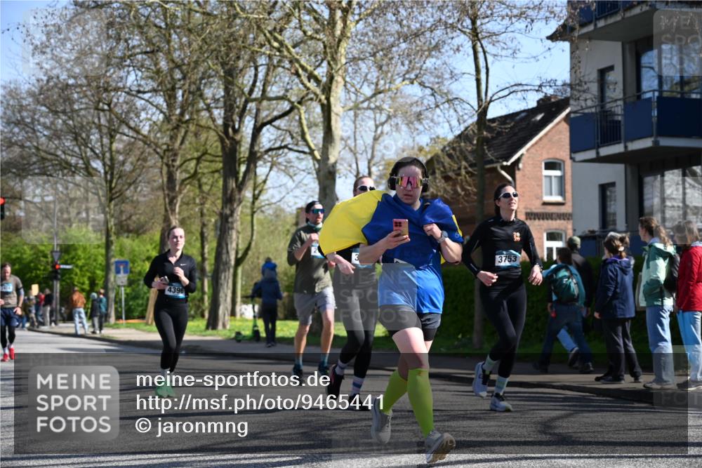 12.04.2026 - 45. Internationalen Wilhelmsburger Insellauf J. Mangold http://msf.ph/oto/9465441 12.04.2026 10:57:52 Ziel 2861, 3340, 2847, 4339, 3179, 3753, 4947, 3754, 5362, 4157, 2164, 4120, 2283, 2228, 4396, 3997, 2818, 3257, 2499, 2194, 2900, 3260, 3568, 4352, 4352, 4215, 4394, 3665, 3968 meine-sportfotos.de