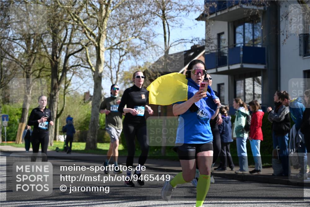 12.04.2026 - 45. Internationalen Wilhelmsburger Insellauf J. Mangold http://msf.ph/oto/9465449 12.04.2026 10:57:53 Ziel 2861, 3340, 2847, 4339, 3179, 3753, 4947, 3754, 5362, 4157, 2164, 4120, 2283, 2228, 4396, 3997, 3997, 2818, 3257, 2499, 2194, 2900, 3260, 3568, 4352, 4215, 4215, 4394, 3665, 3968, 4577 meine-sportfotos.de