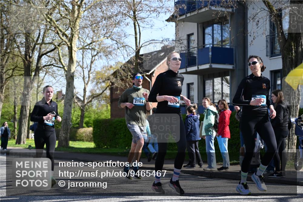 12.04.2026 - 45. Internationalen Wilhelmsburger Insellauf J. Mangold http://msf.ph/oto/9465467 12.04.2026 10:57:53 Ziel 2861, 3340, 2847, 4339, 3179, 3753, 4947, 3754, 5362, 4157, 2164, 4120, 2283, 2228, 4396, 3997, 3997, 2818, 3257, 2499, 2194, 2900, 3260, 3568, 4352, 4215, 4215, 4394, 3665, 3968, 4577 meine-sportfotos.de