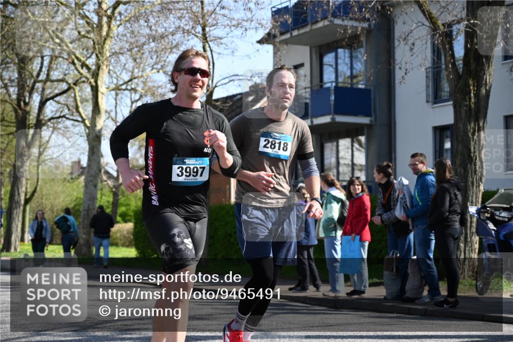 12.04.2026 - 45. Internationalen Wilhelmsburger Insellauf J. Mangold http://msf.ph/oto/9465491 12.04.2026 10:58:00 Ziel 3340, 2847, 4339, 3179, 3753, 4947, 3754, 5362, 4157, 2164, 4120, 2283, 2228, 4396, 3997, 2818, 3257, 2499, 2194, 2900, 2900, 3260, 3568, 4352, 4215, 4394, 3665, 3968, 4577, 5703, 3142, 5468, 3140, 4071, 2553 meine-sportfotos.de