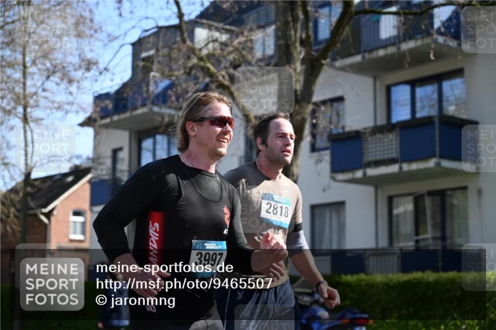 12.04.2026 - 45. Internationalen Wilhelmsburger Insellauf J. Mangold http://msf.ph/oto/9465507 12.04.2026 10:58:00 Ziel 3340, 2847, 4339, 3179, 3753, 4947, 3754, 5362, 4157, 2164, 4120, 2283, 2228, 4396, 3997, 2818, 3257, 2499, 2194, 2900, 2900, 3260, 3568, 4352, 4215, 4394, 3665, 3968, 4577, 5703, 3142, 5468, 3140, 4071, 2553 meine-sportfotos.de
