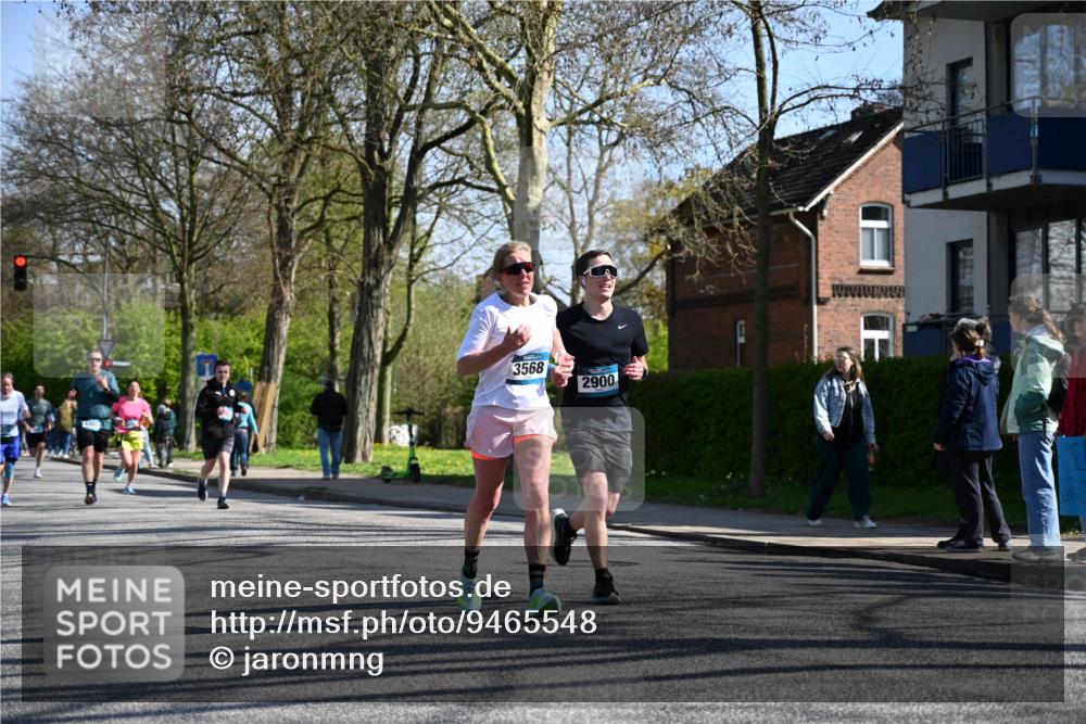 12.04.2026 - 45. Internationalen Wilhelmsburger Insellauf J. Mangold http://msf.ph/oto/9465548 12.04.2026 10:58:09 Ziel 4396, 3997, 2818, 3257, 2499, 2194, 2900, 3260, 3568, 4352, 4215, 4394, 3665, 3968, 4577, 5703, 3142, 5468, 3140, 4071, 2553, 2989, 3825, 5615, 3150 meine-sportfotos.de