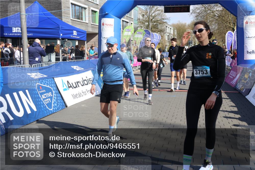 12.04.2026 - 45. Internationalen Wilhelmsburger Insellauf Strokosch-Dieckow http://msf.ph/oto/9465551 12.04.2026 10:58:22 Ziel 4339, 3179, 3753, 4947, 3754, 5362, 4157, 2164, 4120, 2283, 2228, 4396 meine-sportfotos.de