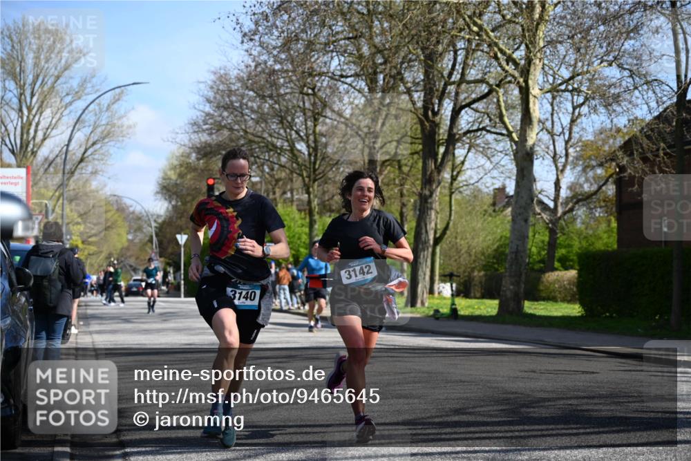 12.04.2026 - 45. Internationalen Wilhelmsburger Insellauf J. Mangold http://msf.ph/oto/9465645 12.04.2026 10:58:32 Ziel 3665, 3968, 4577, 5703, 3142, 5468, 3140, 4071, 2553, 2989, 3825, 5615, 3150, 2269, 5366, 3044, 3045 meine-sportfotos.de