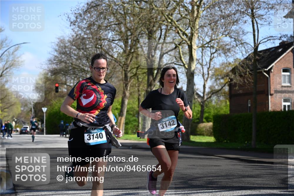 12.04.2026 - 45. Internationalen Wilhelmsburger Insellauf J. Mangold http://msf.ph/oto/9465654 12.04.2026 10:58:32 Ziel 3665, 3968, 4577, 5703, 3142, 5468, 3140, 4071, 2553, 2989, 3825, 5615, 3150, 2269, 5366, 3044, 3045 meine-sportfotos.de