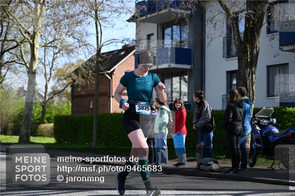12.04.2026 - 45. Internationalen Wilhelmsburger Insellauf J. Mangold http://msf.ph/oto/9465683 12.04.2026 10:58:44 Ziel 3140, 4071, 2553, 2989, 3825, 5615, 3150, 2269, 5366, 3044, 3045, 3582, 4896, 2308 meine-sportfotos.de