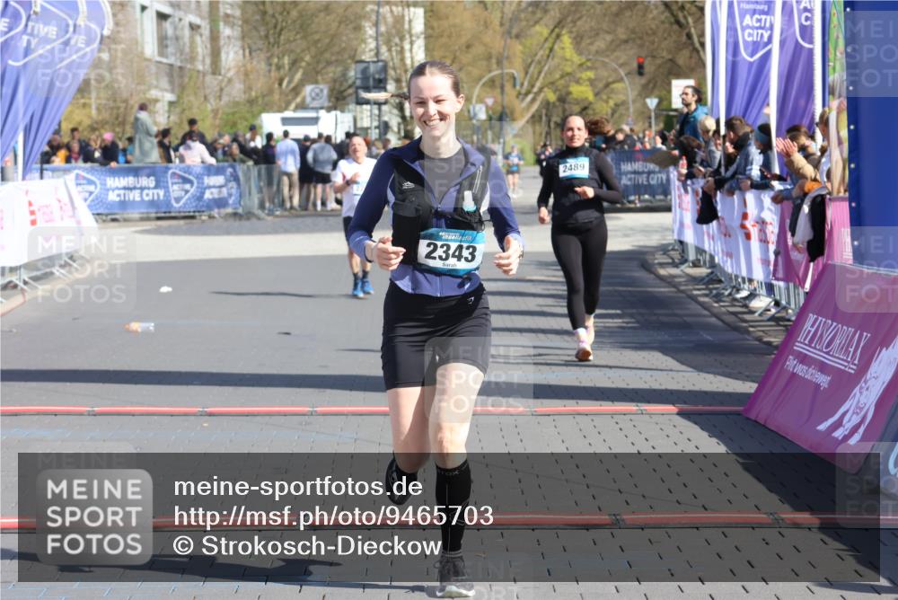12.04.2026 - 45. Internationalen Wilhelmsburger Insellauf Strokosch-Dieckow http://msf.ph/oto/9465703 12.04.2026 11:16:08 Ziel 2561, 2343 meine-sportfotos.de