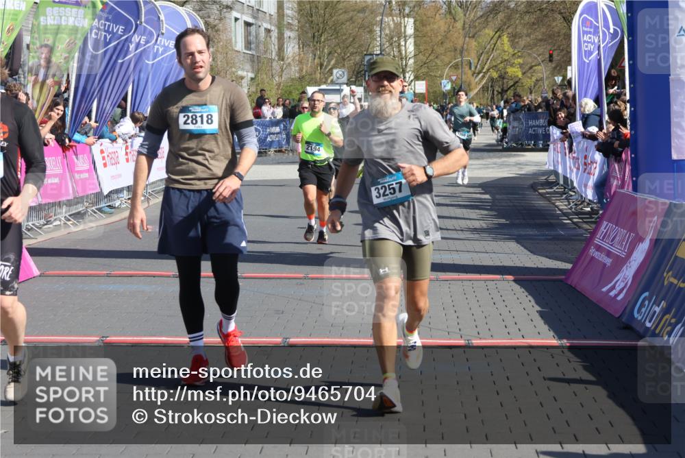 12.04.2026 - 45. Internationalen Wilhelmsburger Insellauf Strokosch-Dieckow http://msf.ph/oto/9465704 12.04.2026 10:58:36 Ziel 3997, 2818, 3257, 2499, 2194, 2900 meine-sportfotos.de