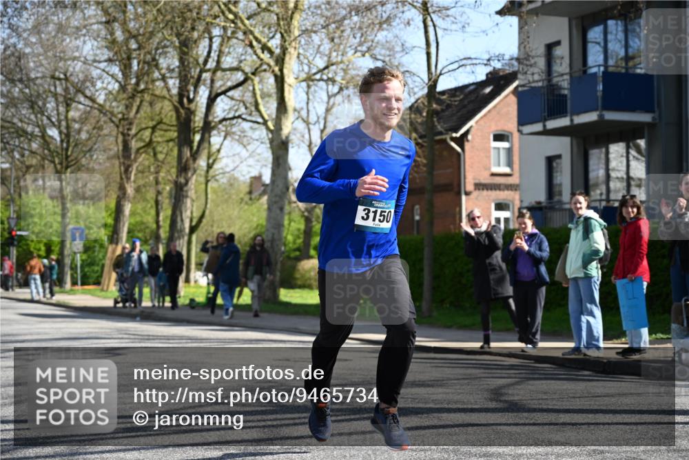 12.04.2026 - 45. Internationalen Wilhelmsburger Insellauf J. Mangold http://msf.ph/oto/9465734 12.04.2026 10:58:53 Ziel 2989, 3825, 5615, 3150, 2269, 5366, 3044, 3045, 3582, 4896, 2308, 5419, 2931, 2930 meine-sportfotos.de