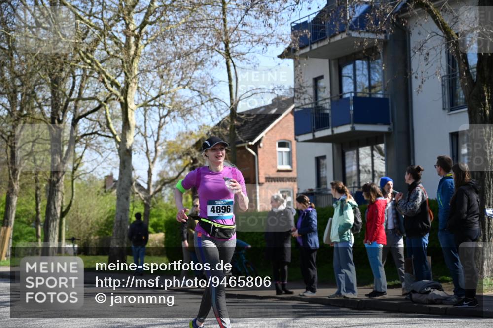 12.04.2026 - 45. Internationalen Wilhelmsburger Insellauf J. Mangold http://msf.ph/oto/9465806 12.04.2026 10:59:12 Ziel 5366, 3044, 3045, 3582, 4896, 2308, 5419, 2931, 2930, 4004, 2858, 5699, 5698, 4101, 2529, 3194 meine-sportfotos.de