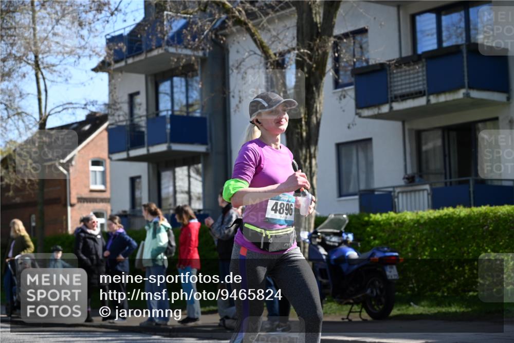 12.04.2026 - 45. Internationalen Wilhelmsburger Insellauf J. Mangold http://msf.ph/oto/9465824 12.04.2026 10:59:12 Ziel 5366, 3044, 3045, 3582, 4896, 2308, 5419, 2931, 2930, 4004, 2858, 5699, 5698, 4101, 2529, 3194 meine-sportfotos.de