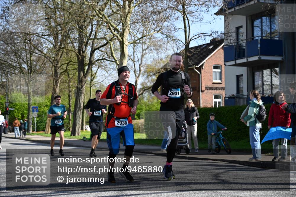 12.04.2026 - 45. Internationalen Wilhelmsburger Insellauf J. Mangold http://msf.ph/oto/9465880 12.04.2026 10:59:24 Ziel 4896, 2308, 5419, 2931, 2930, 4004, 2858, 5699, 5698, 4101, 2529, 3194, 3367, 3468, 2665, 2988, 4289, 3723, 3797, 3727 meine-sportfotos.de